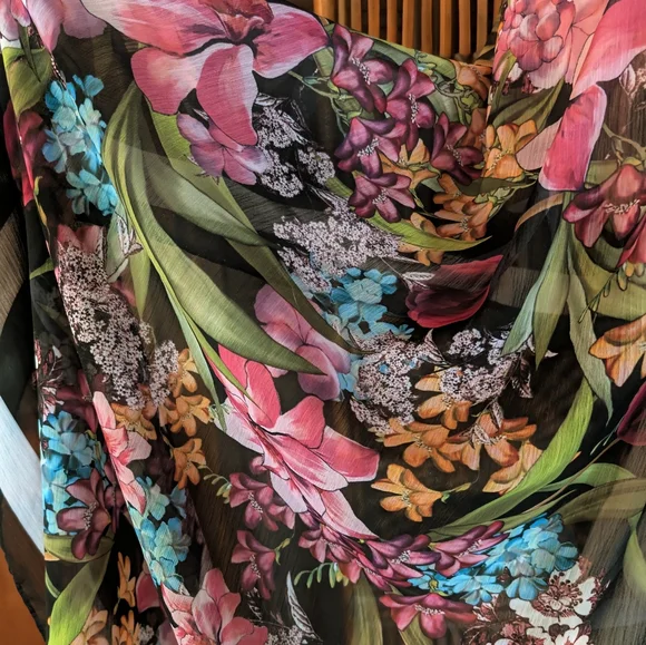SLINKY BRAND Sheer Floral Scarf - EUC - Picture 2 of 12